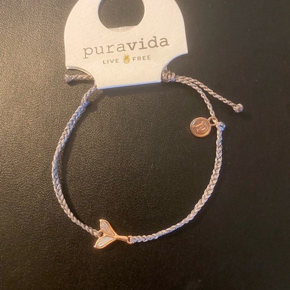 NEW - Puta Vida Rose Gold Mermaid Fin Charm Bracelet. - Picture 6 of 10